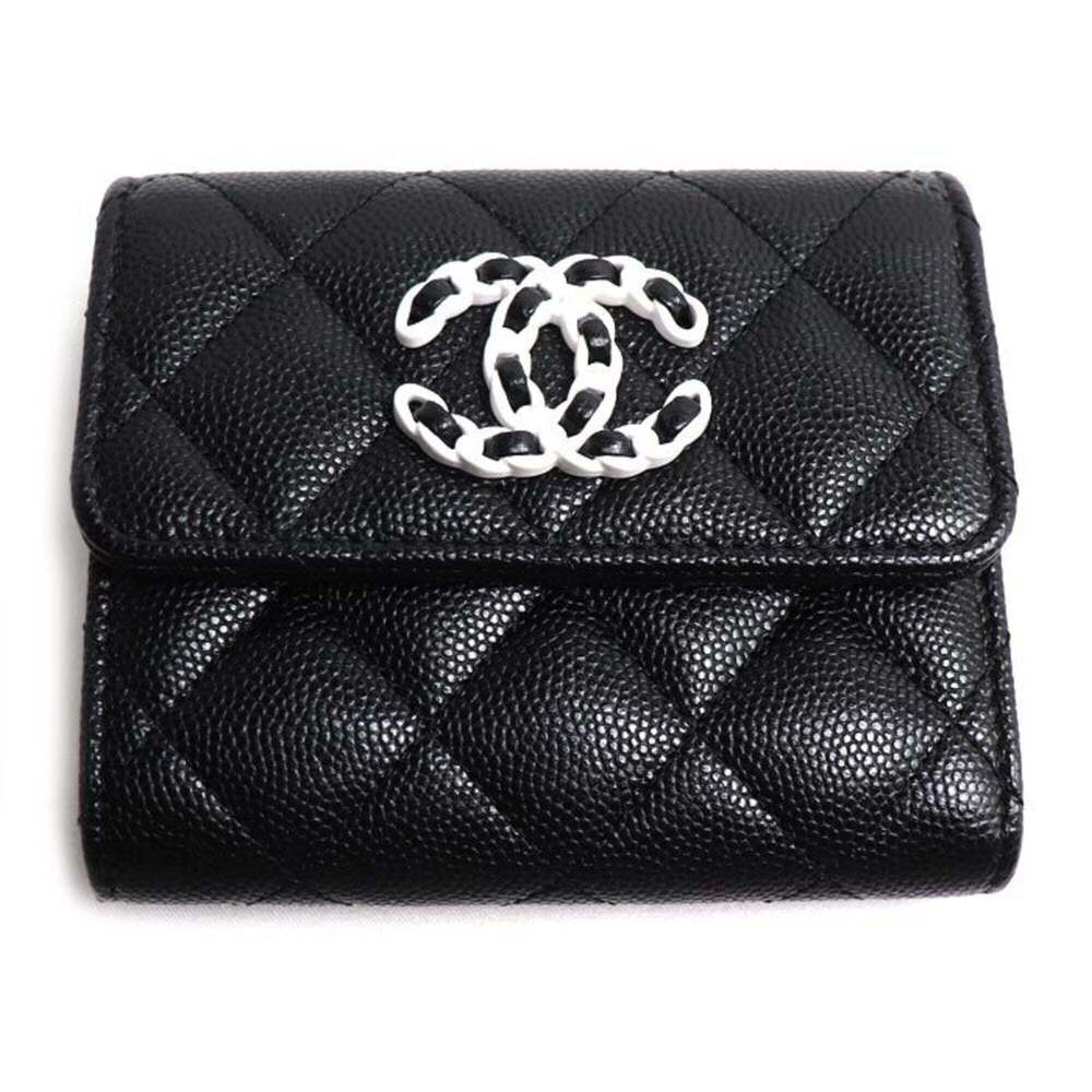 CHANEL Authentic Wallet